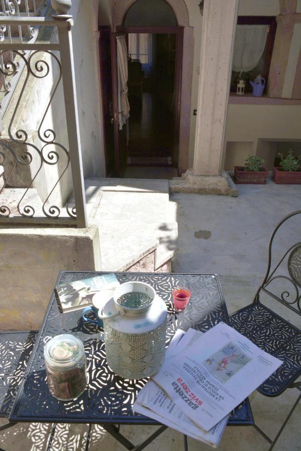 维托里奥·威尼托Accogliente Locale Con Terrazzo In Centro Storico公寓 外观 照片